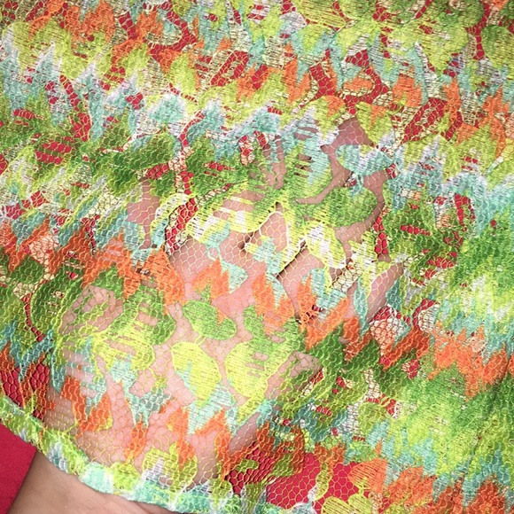 Mesh Top - Picture 4 of 6